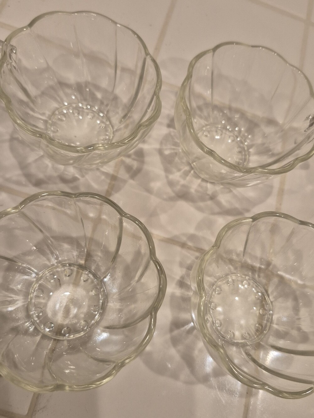 Set Of 4 Vintage Clear Glass Hazel Atlas Colonial Swirl Hook Handle Punch Cup
